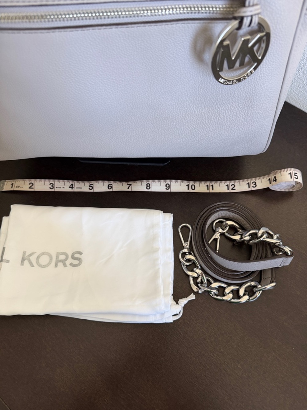 NWOT Michael Kors Light Gray Pebbled Leather Satchel with MK Charm & Chain Strap - Picture 3 of 15